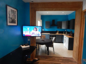 SAINT MALO bel appartement plain pied 300 m gare plage télétravail fibre